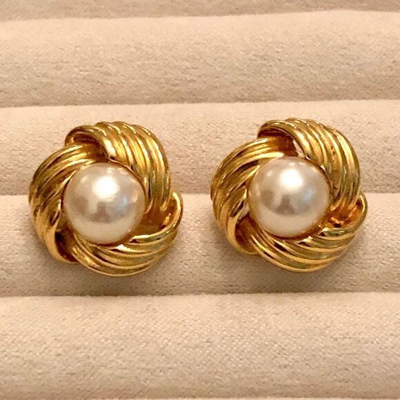 Napier | Vintage Gold and Pearl Knot Earrings | 3/4” Width - Picture 1 of 5